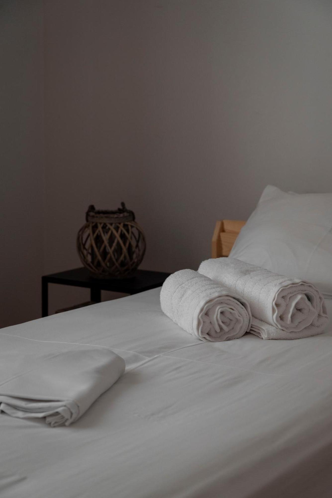 Thissio Getaway 2Ba Next To Athens Ancient Market Exterior foto
