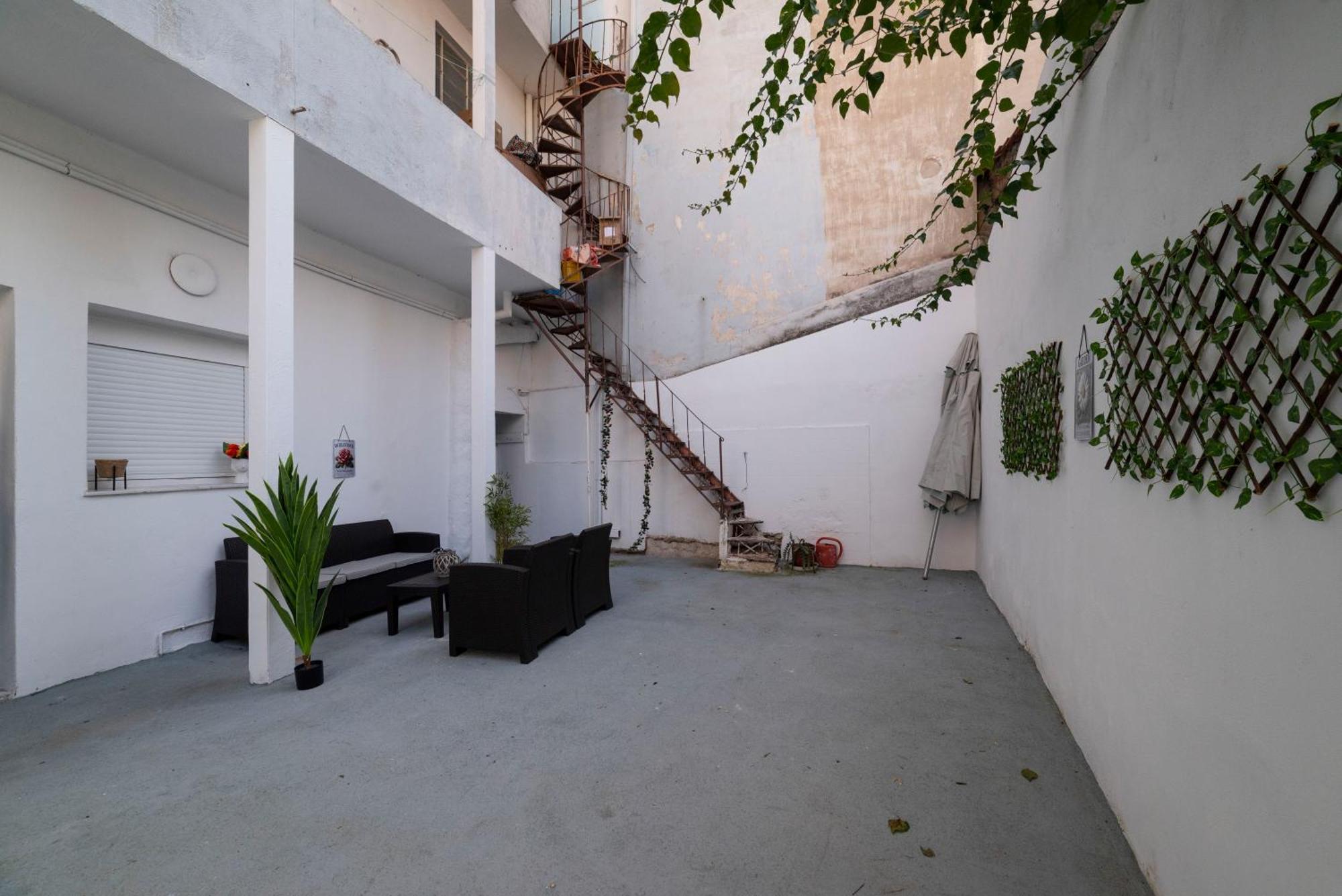 Thissio Getaway 2Ba Next To Athens Ancient Market Exterior foto